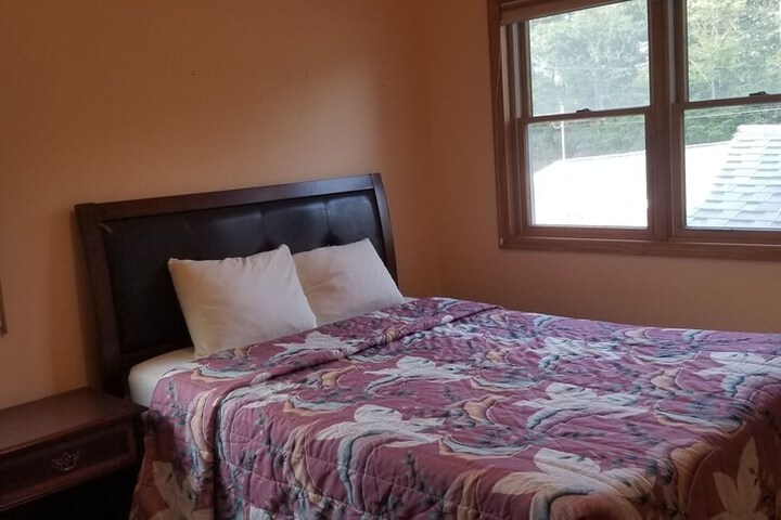 Room 101 of 107