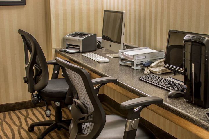 Business Center 56 of 56