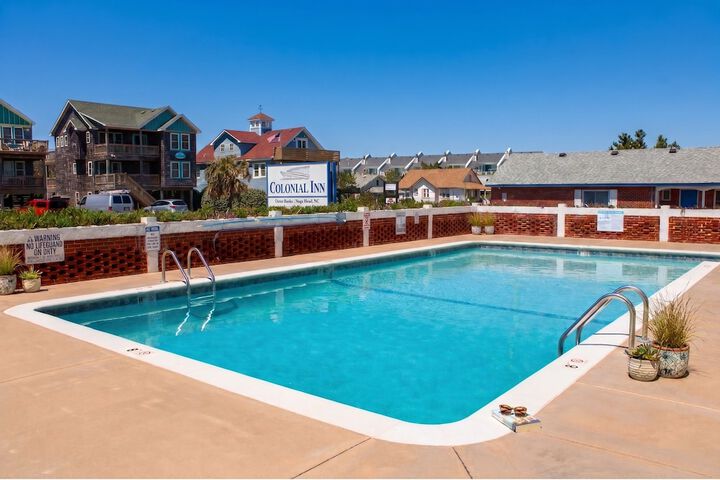 Colonial Inn Motel