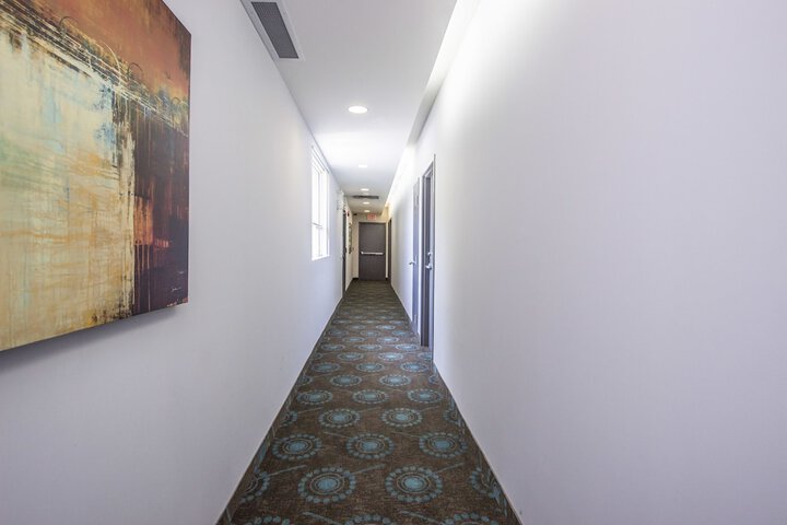 Ballroom/Hall 31 of 32
