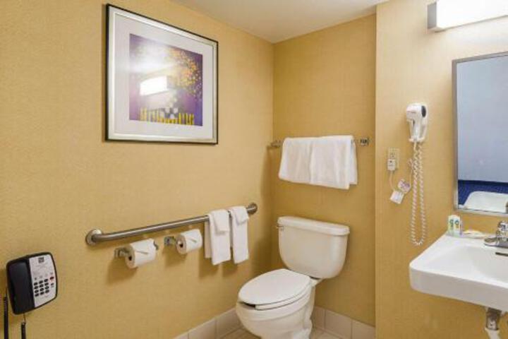 Quality Inn