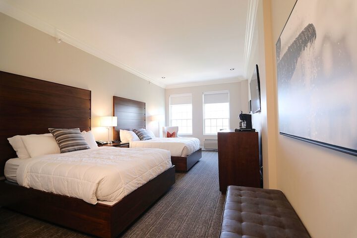 Room 12 of 20