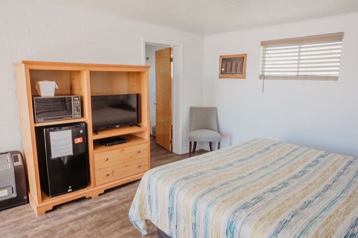 Lamplighter Lodge