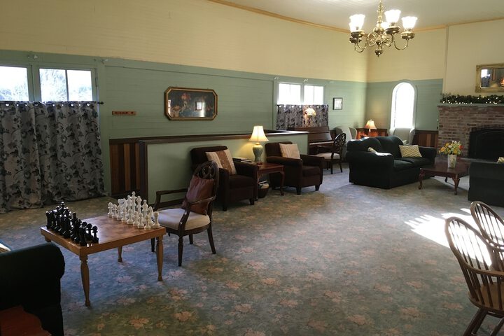 Alexanders Lodge