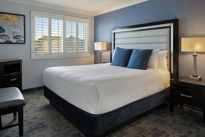 City Express by Marriott Manhattan Beach
