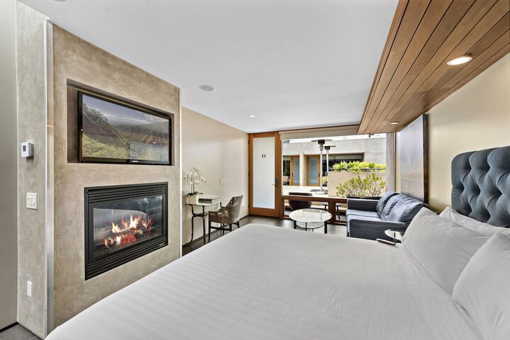14 West Hotel