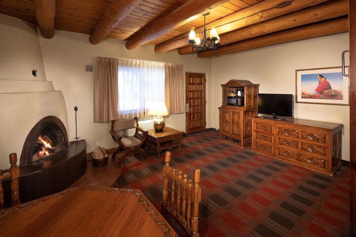 Sagebrush Inn & Suites