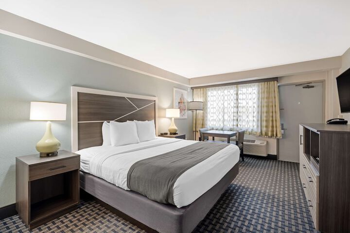 Best Western Plus Daytona Inn Seabreeze Oceanfront