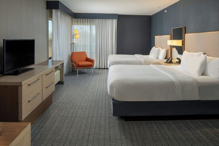 Courtyard by Marriott Jackson Airport / Pearl