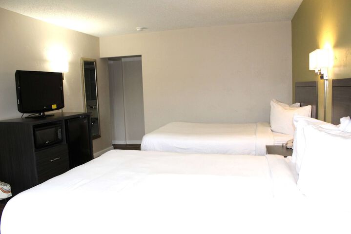 Room 47 of 69
