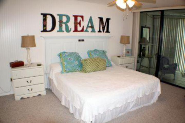 Anastasia Condominium 104