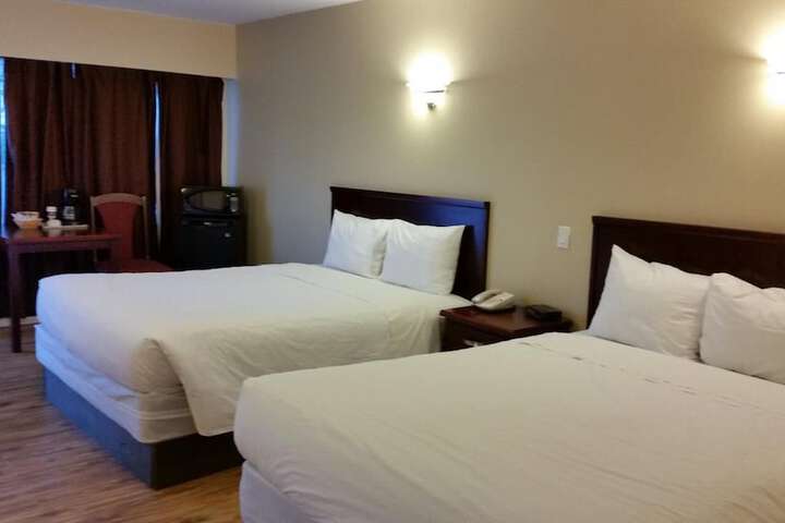 Comox Valley Inn & Suites