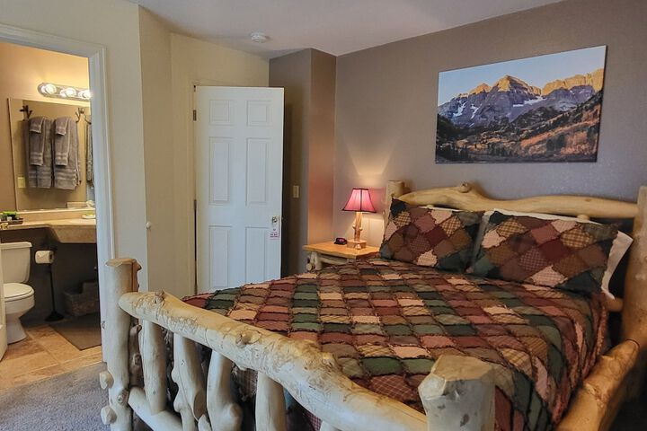 Buffalo Peaks B & B
