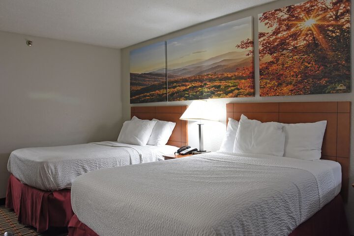 Days Inn by Wyndham Lebanon