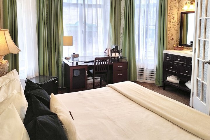 Room 71 of 91