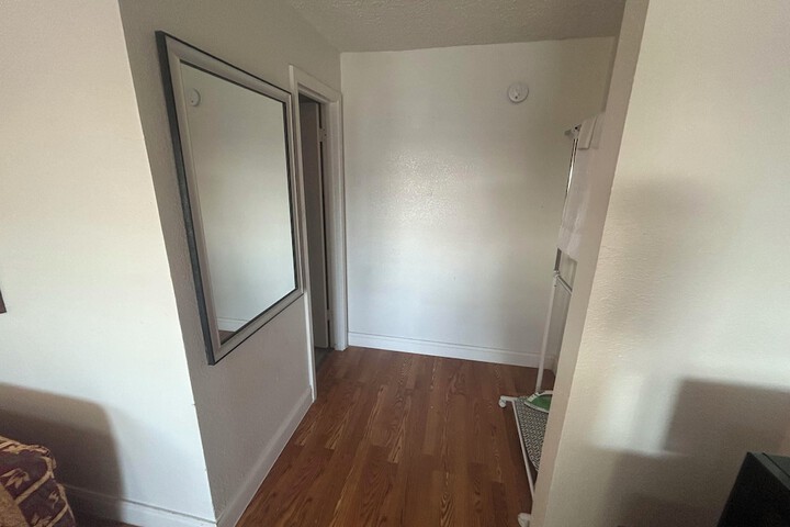Room 46 of 65