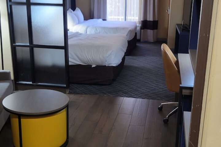 Room 29 of 69