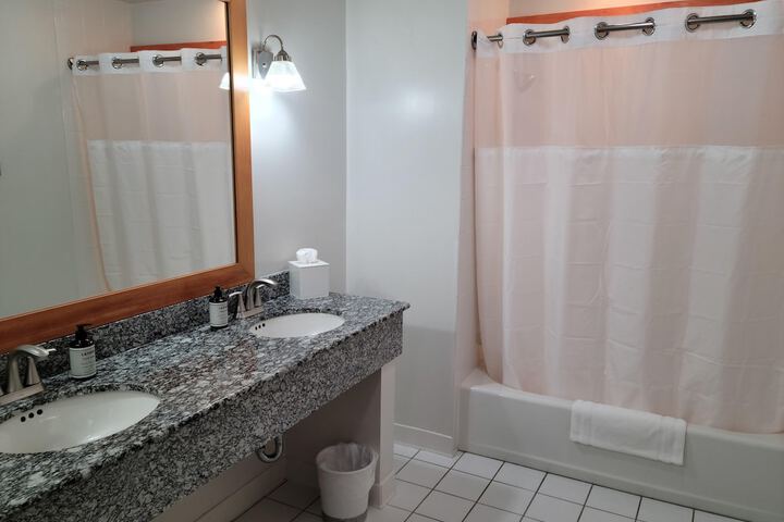 Room 20 of 57