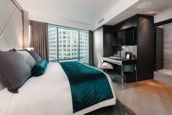 Room 46 of 143