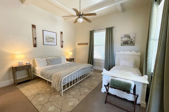 Room 92 of 150