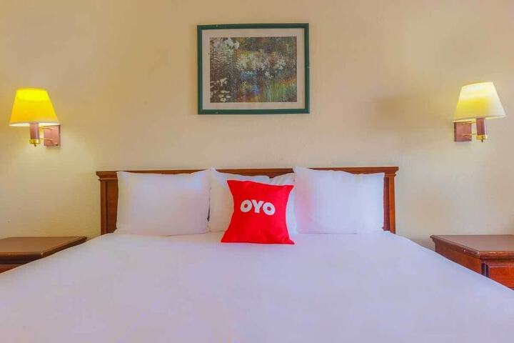 Room 3 of 6