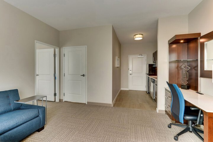 Room 45 of 68