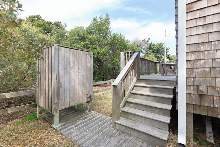 Ocracoke Harbor Inn