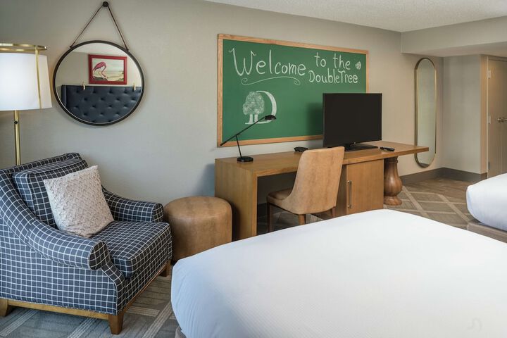 Room 17 of 32