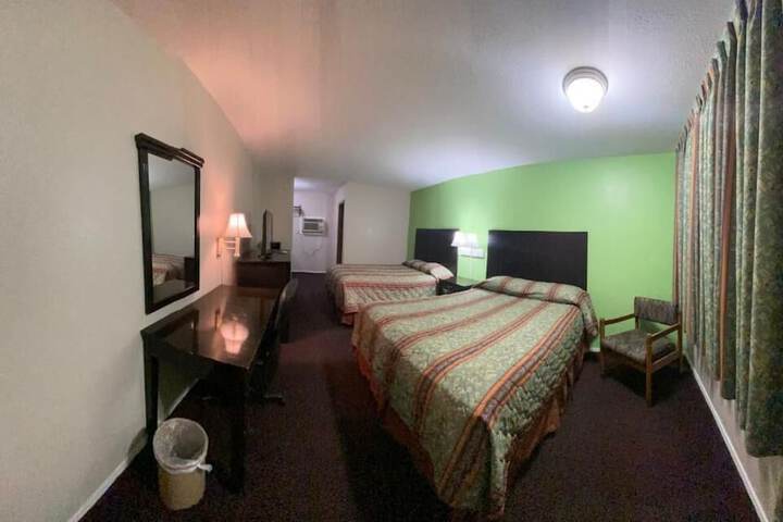 Room 15 of 17
