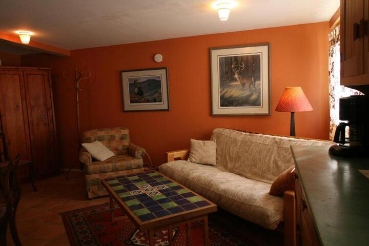 Spirit Tree Inn B & B