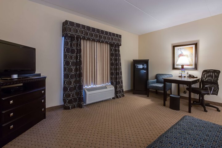 Room 34 of 75