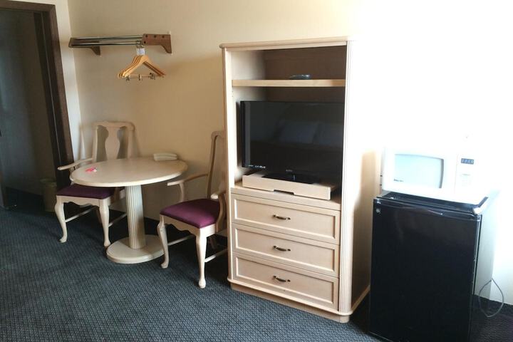 Room 22 of 41