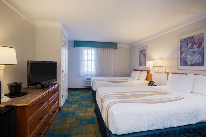 Room 14 of 30