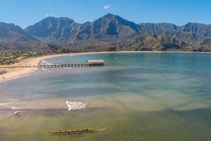 Hanalei Beachfront 2 Bedroom Home by RedAwning