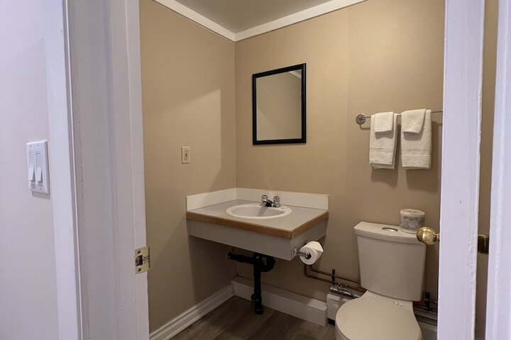 Room 138 of 153