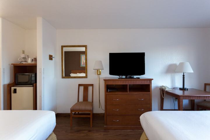 Room 22 of 32