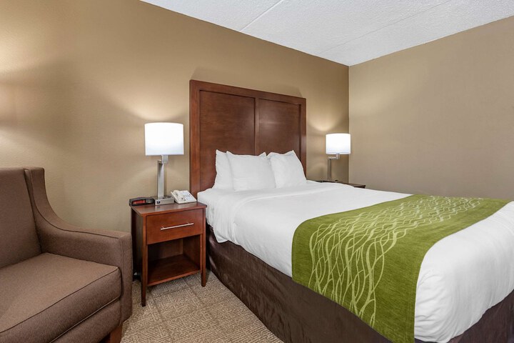 Room 21 of 32