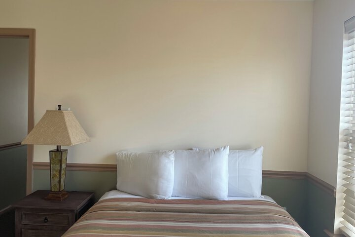 Room 71 of 185