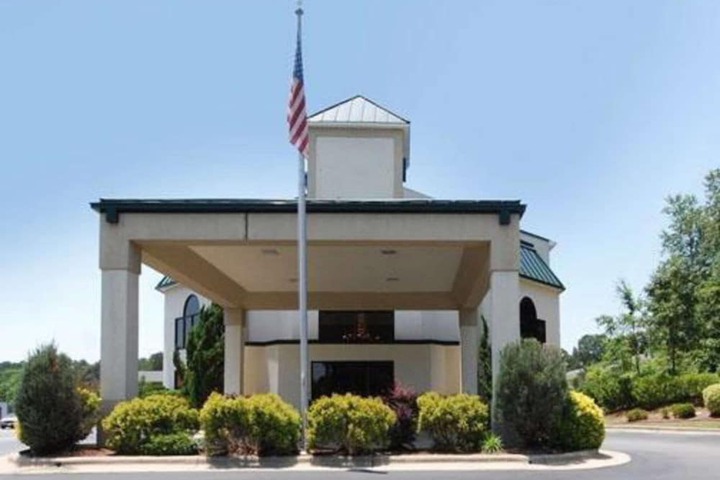 Quality Inn & Suites Tarboro - Kingsboro