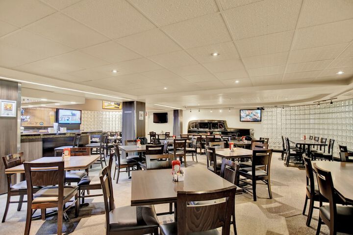 Superior Inn Hotel and Conference Centre Thunder Bay
