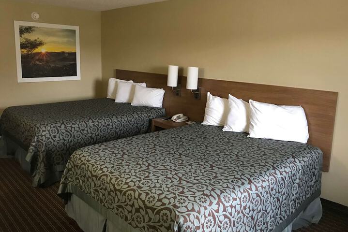 Room 11 of 12