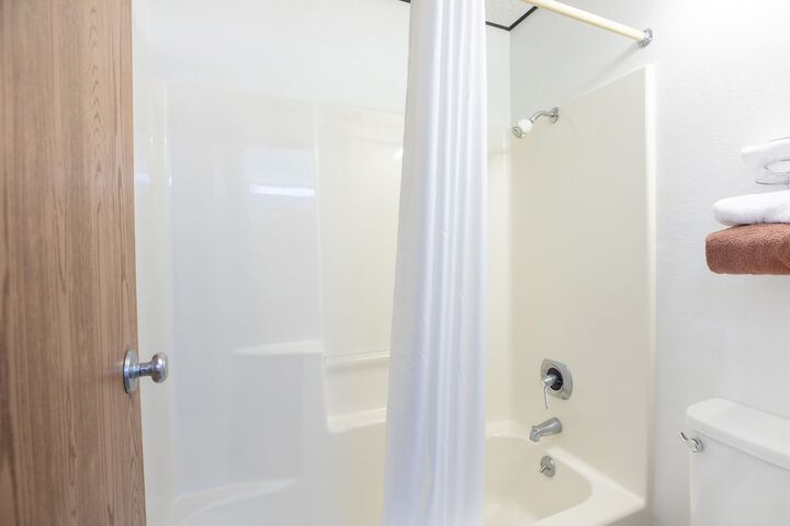 Room 10 of 21