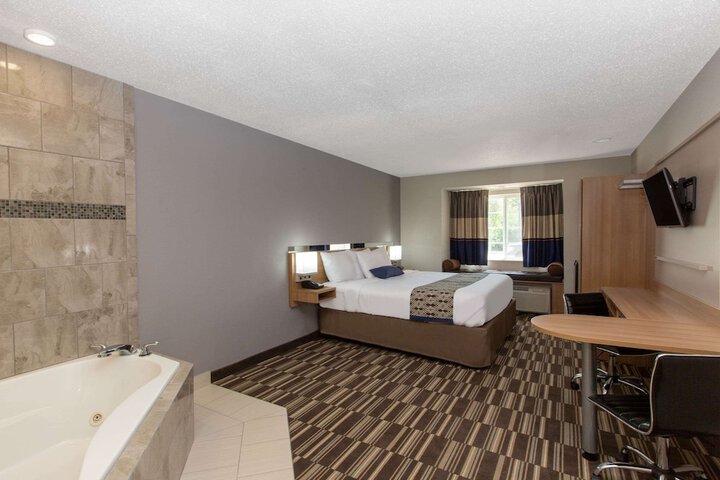 Room 44 of 53