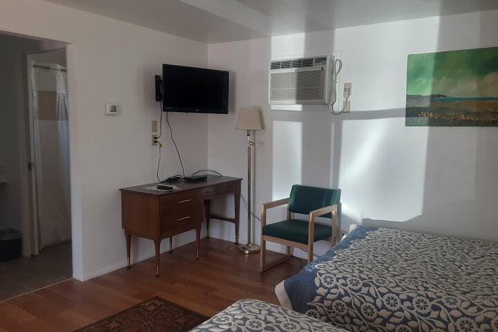 Room 11 of 31