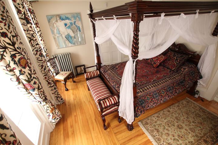 Auberge Chesleys Inn