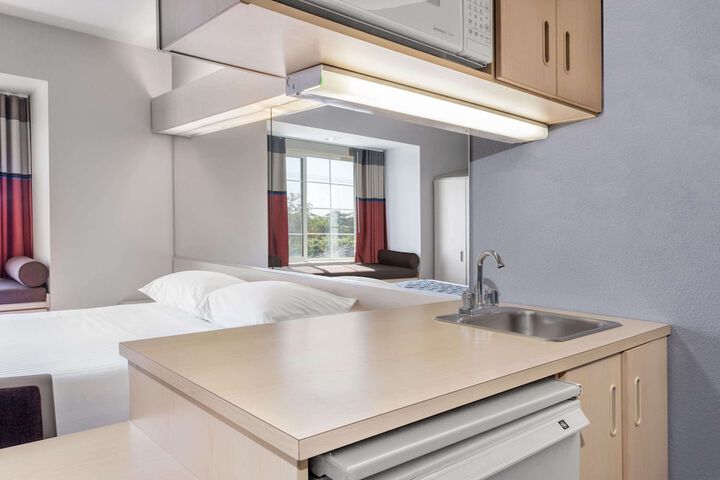 Room 20 of 29