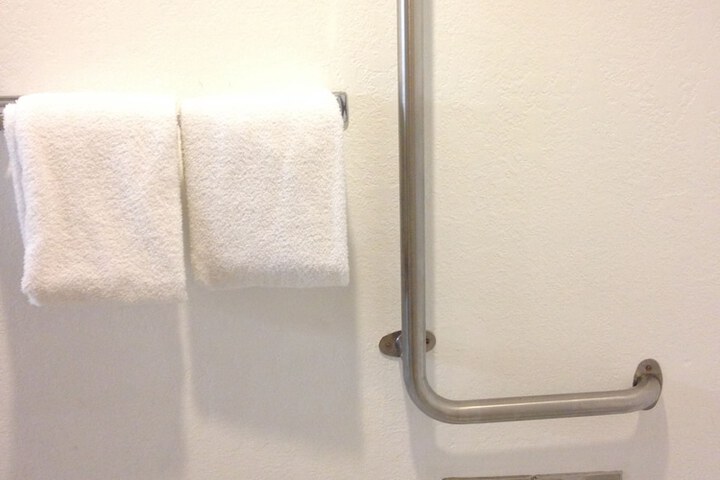 Room 21 of 43