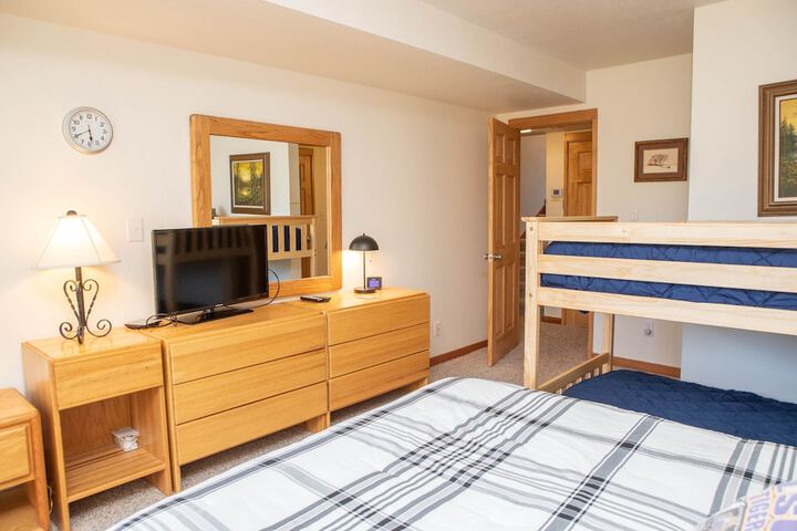 Room 18 of 31