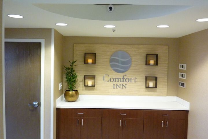 Hotel Interior 22 of 68