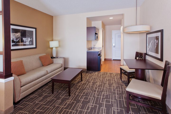 Room 15 of 44